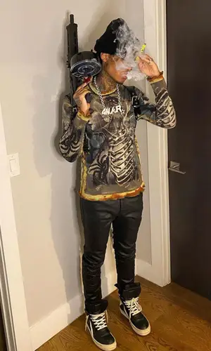 Lil Gnar wearing Alyx belt