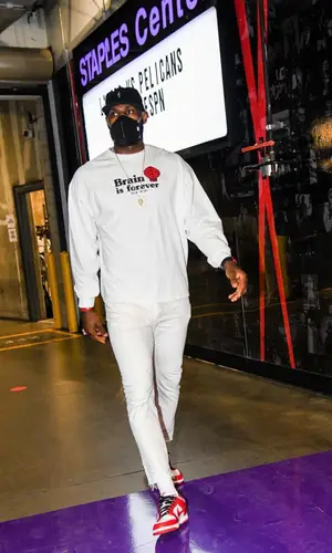 LeBron James wearing Chrome Hearts cap