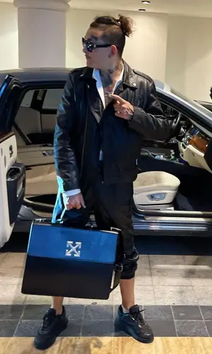 Morgenshtern wearing Dsquared2 jacket