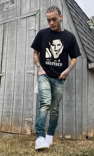 Lil Skies wearing Purple Brand jeans