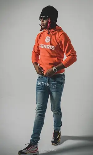 Lil Keed wearing Do Not Disturb. hoody