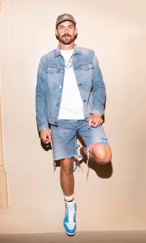 Kevin Love wearing Off-White sneakers