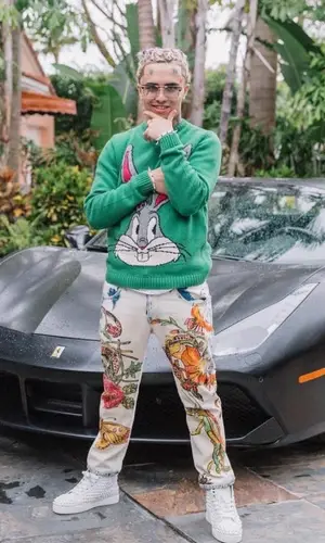 Lil Pump wearing Gucci sweater