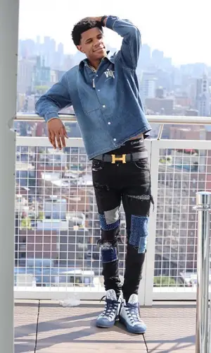 A Boogie Wit Da Hoodie wearing Dior shirt