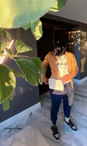Memphis Depay wearing Louis Vuitton bag