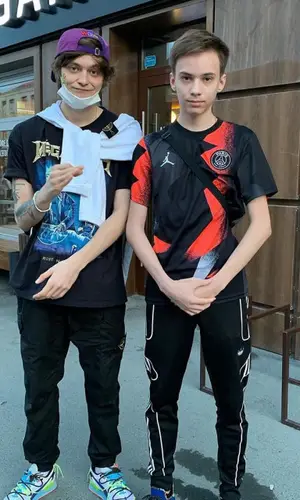 OG Buda wearing Stone Island pants