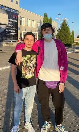 OG Buda wearing Places + Faces bag