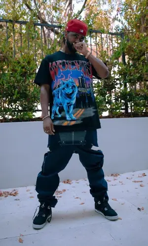 Big Sean wearing New Era other