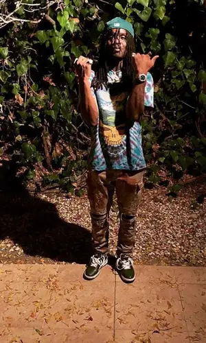 Chief Keef wearing New Era other