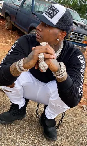 Moneybagg Yo wearing Chrome Hearts top