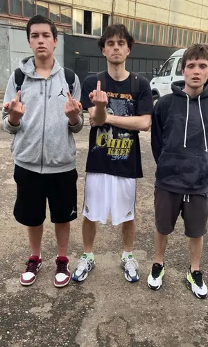 Rocket’s Outfit in FAME T-Shirt, Adidas Shorts & Vetements Sneakers (2020)