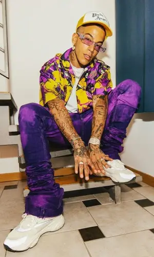 Sfera Ebbasta wearing Formy Studio shirt