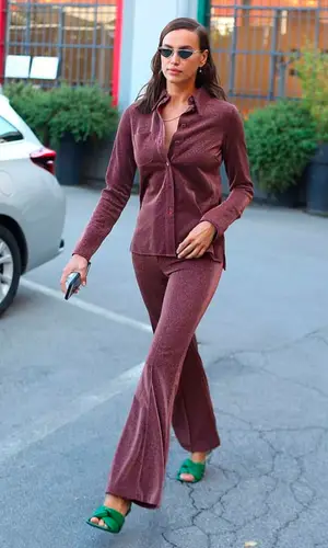Irina Shayk wearing H&M shirt
