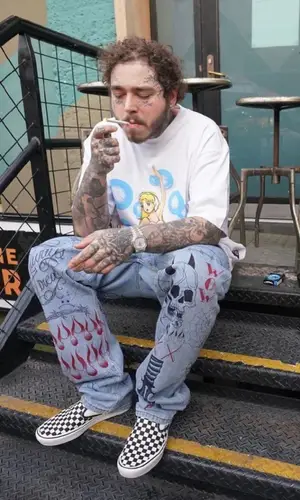 Post Malone wearing PacSun t-shirt