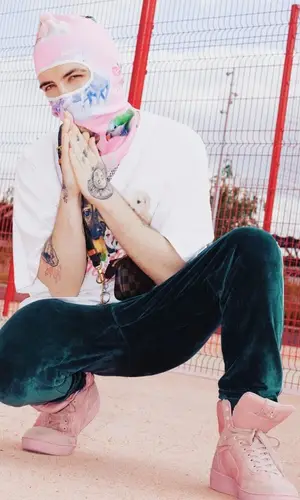 CAKEBOY wearing Iceberg pants
