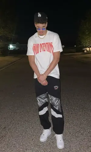 LaMelo Ball wearing New Era cap