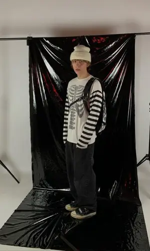 Lil Morty’s Outfit in Shyne Sweatshirt, DC Shoes Backpack & Adidas Hat (2020)