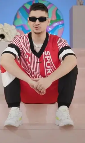 SQWOZ BAB wearing Hummel t-shirt