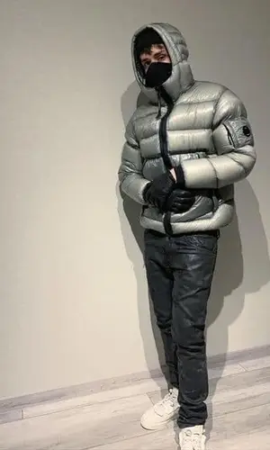LIL KRYSTALLL wearing Prada glov