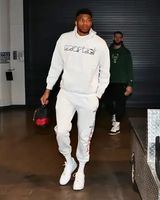 Giannis Antetokounmpo's Top 5 Outfits #5