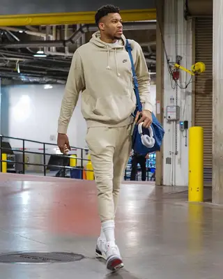Giannis Antetokounmpo's Top 5 Outfits #1