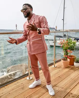 Latest Kevin Hart's Outfits #7