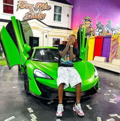 Latest Funny Mike's Outfits #5