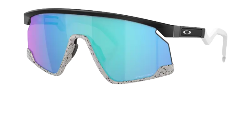 Eyewear in JuJu’s closet