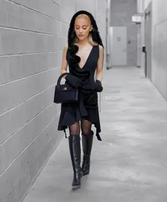 Latest Ariana Grande's Outfits #1
