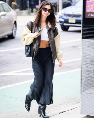 Latest Emily Ratajkowski's Outfits #1