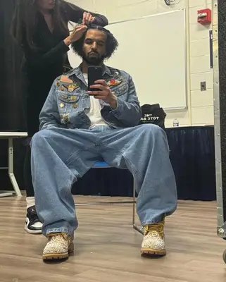 Latest Drake's Outfits #5
