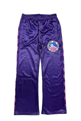 Pants in King Cid’s closet