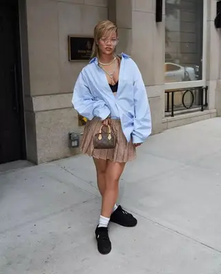 Rihanna's Top 5 Outfits #3