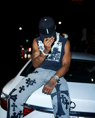 Latest A Boogie Wit Da Hoodie's Outfits #3