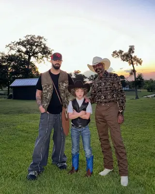 Latest Drake's Outfits #2