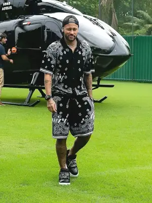 Latest Neymar's Outfits #2