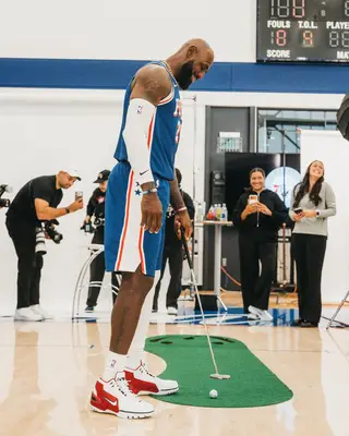 Latest LeBron James's Outfits #1
