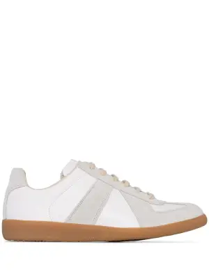 Sneakers in Addison Rae’s closet
