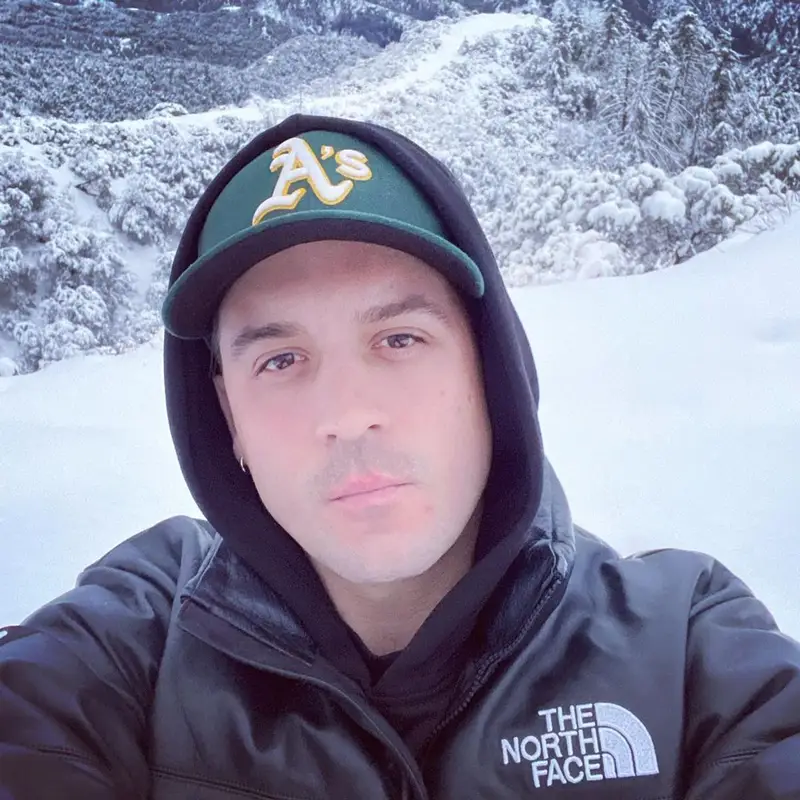 G-Eazy outfit in Supreme, New Era, and The North Face, 2021