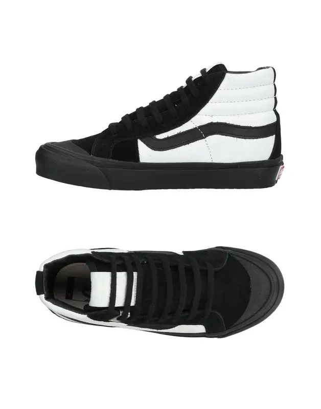 Vans Sneakers In Black $104