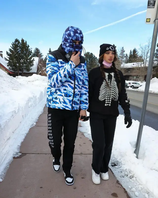The Kid Laroi outfit in No Return, Fuck The Population, and Nike, 2021