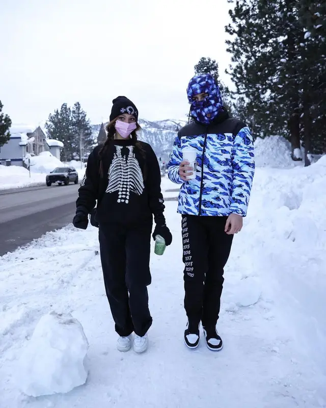 The Kid Laroi outfit in No Return, Fuck The Population, and Nike, 2021