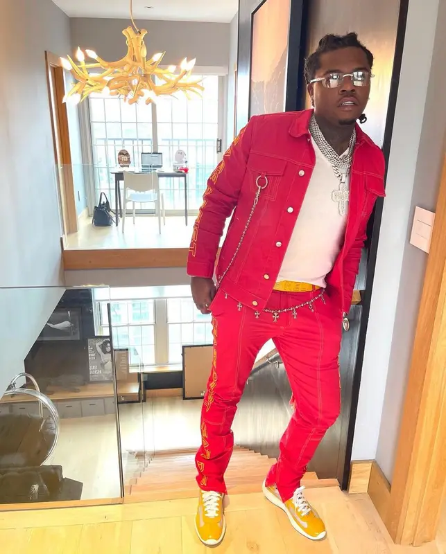 Gunna outfit in Cease±Desist, Chanel, and Cartier, 2021