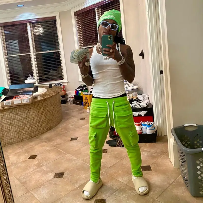 Jacquees outfit in Hollywoodhunna, Louis Vuitton, and Vicaire, 2021