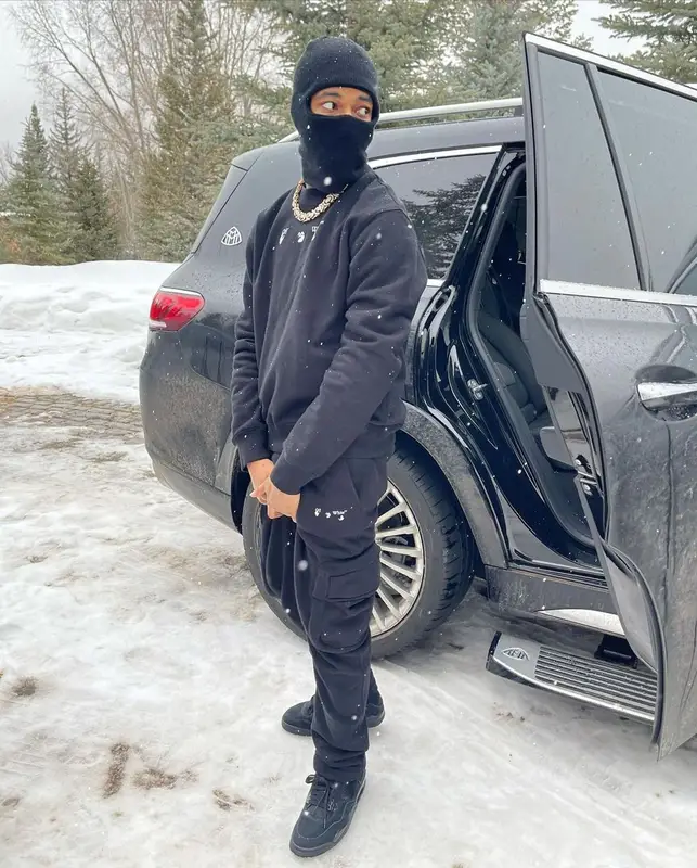 Key Glock outfit in Off-White and Jordan, 2021