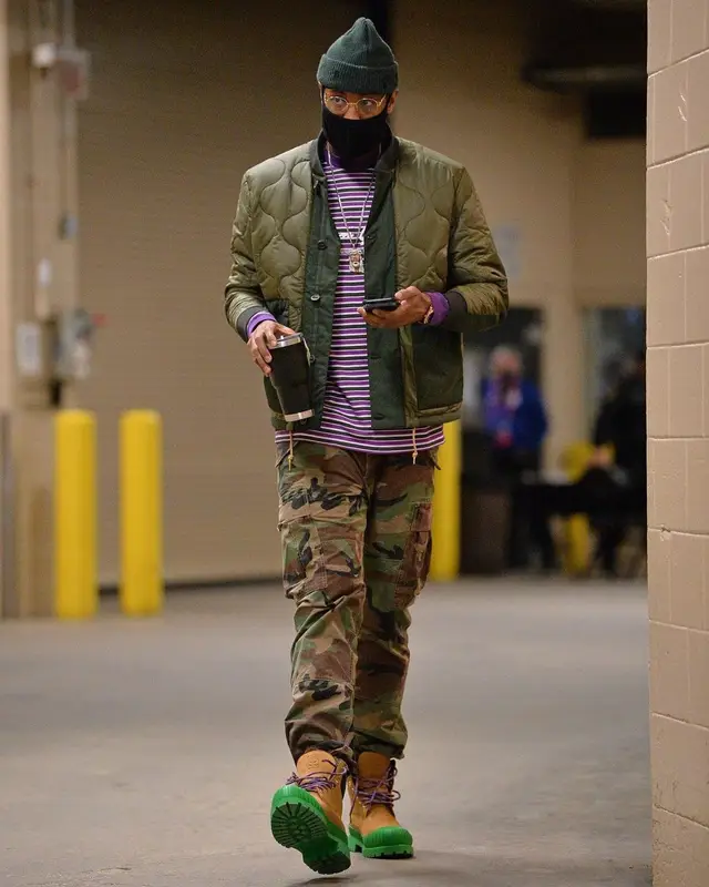 Carmelo Anthony outfit in Timberland, Polo Ralph Lauren, and Bee Line, 2021