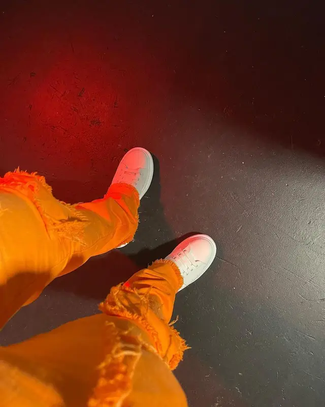 Bankroll Freddie outfit in Off-White, Valabasas, and Louis Vuitton, 2021