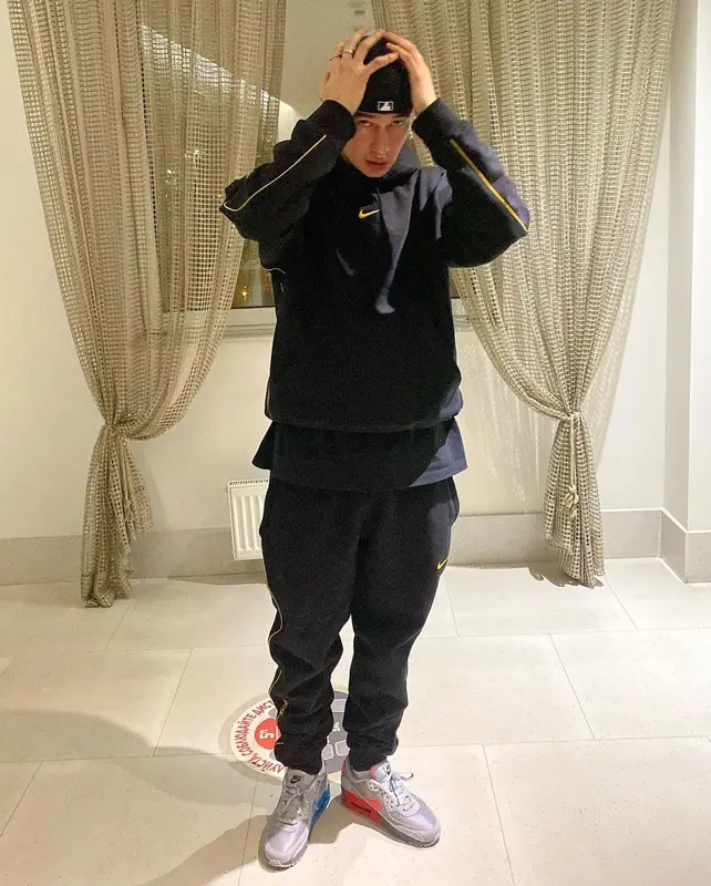 Obladaet outfit in Nike, Obladaet Merch, and Drake Merch, 2021