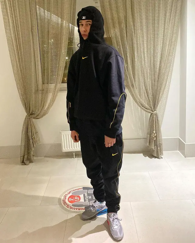 Obladaet outfit in Nike, Obladaet Merch, and Drake Merch, 2021