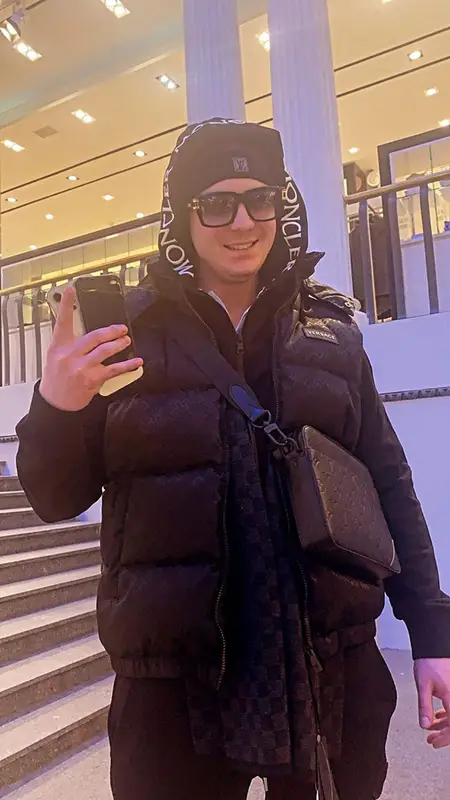 Yung Trappa outfit in Versace, Ivan D, and Louis Vuitton, 2021